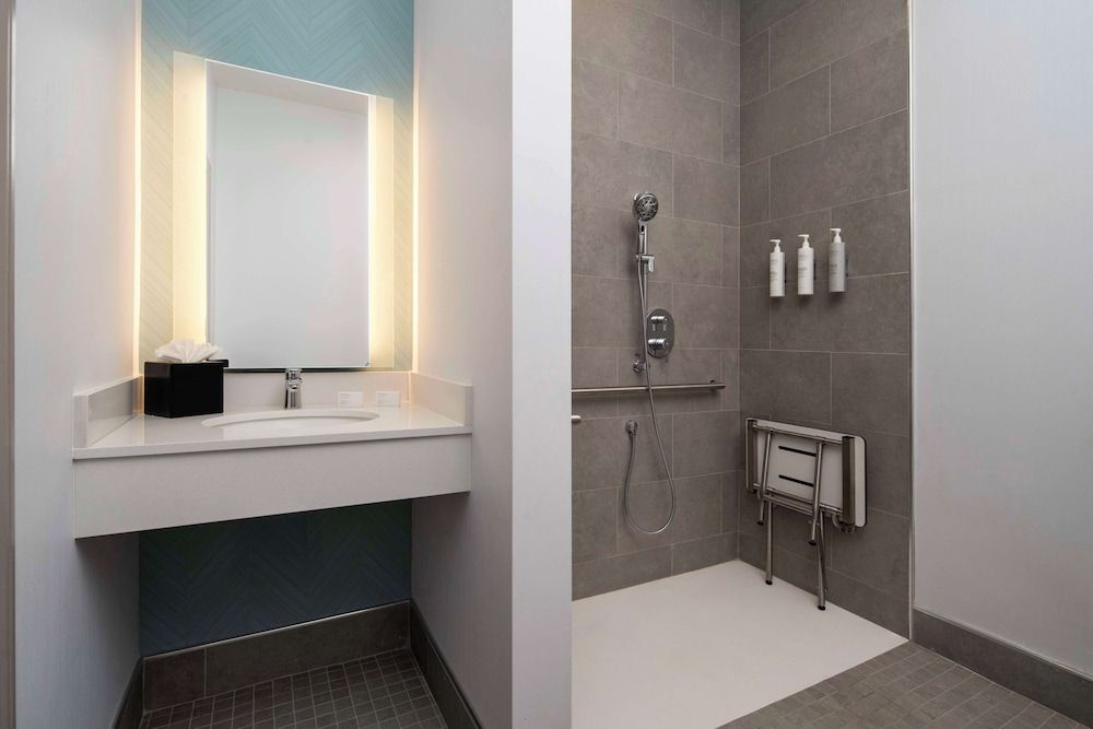 Room, 2 Double Beds, Accessible (Roll-In Shower)