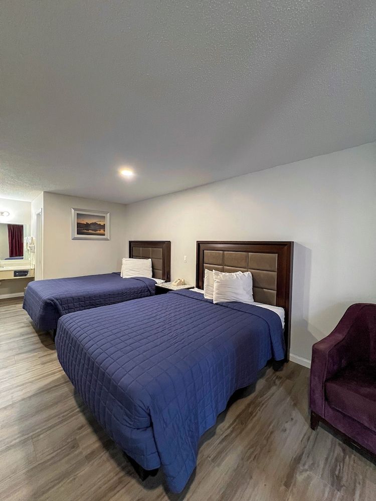 Garden Inn & Suites Standard Room, 2 Double Beds, Non Smoking 3