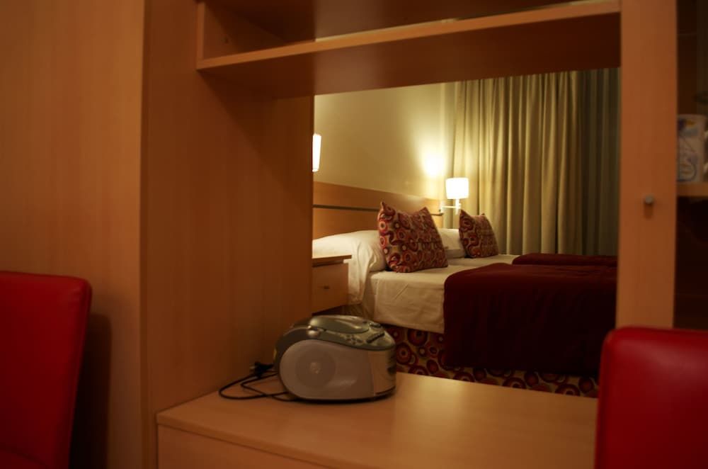 Apart San Diego Recoleta Quadruple Room 2