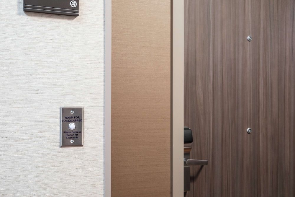 Standard Room, 2 Queen Beds, Accessible (Handicap Tub)