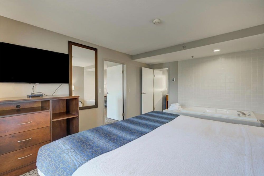 King Suite with Balcony