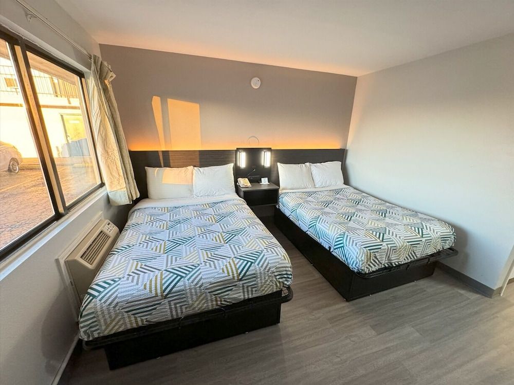 Standard Room, 2 Double Beds, Non Smoking