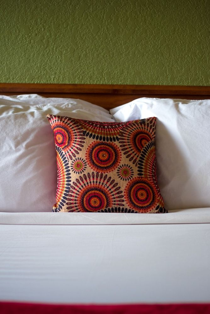 Red River Inn Silt-Rifle Deluxe Room, 1 Queen Bed 5