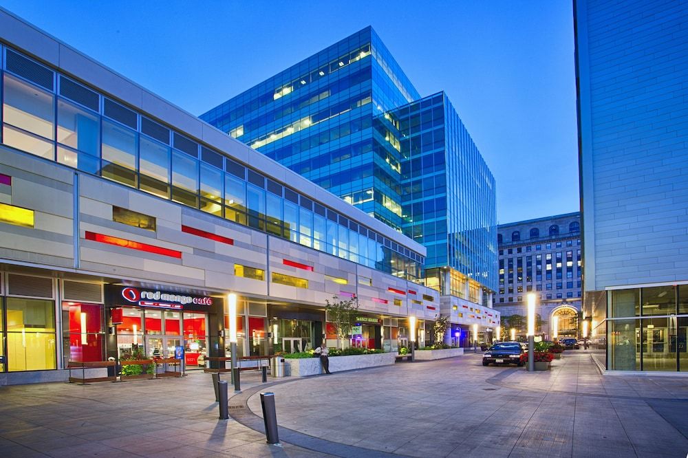 undefined Hyatt Place Chicago-South/University Medical Center 9