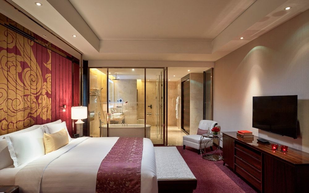 Red Level, Junior Suite