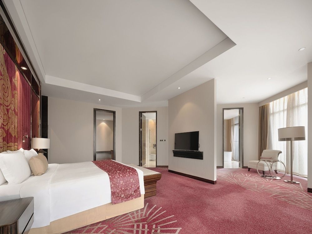 Red Level, Grand Suite