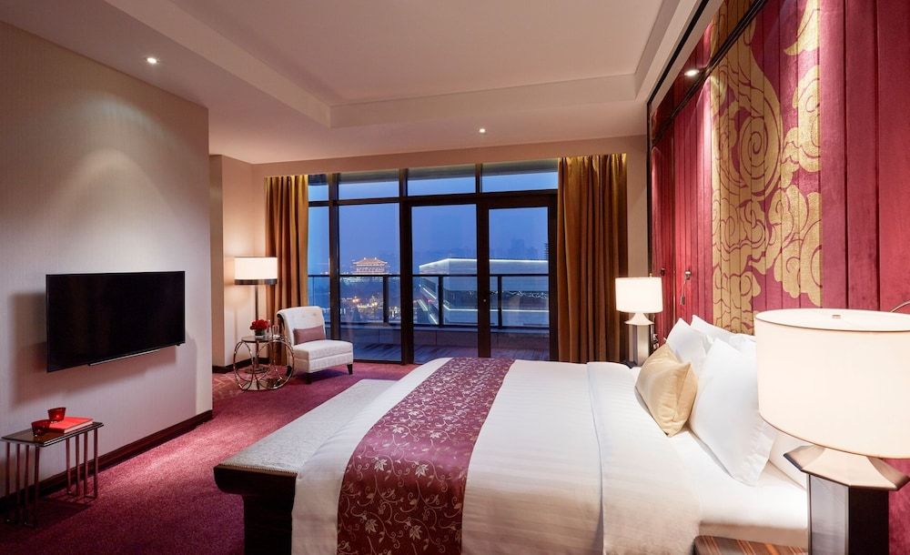 Red Level, Grand Suite
