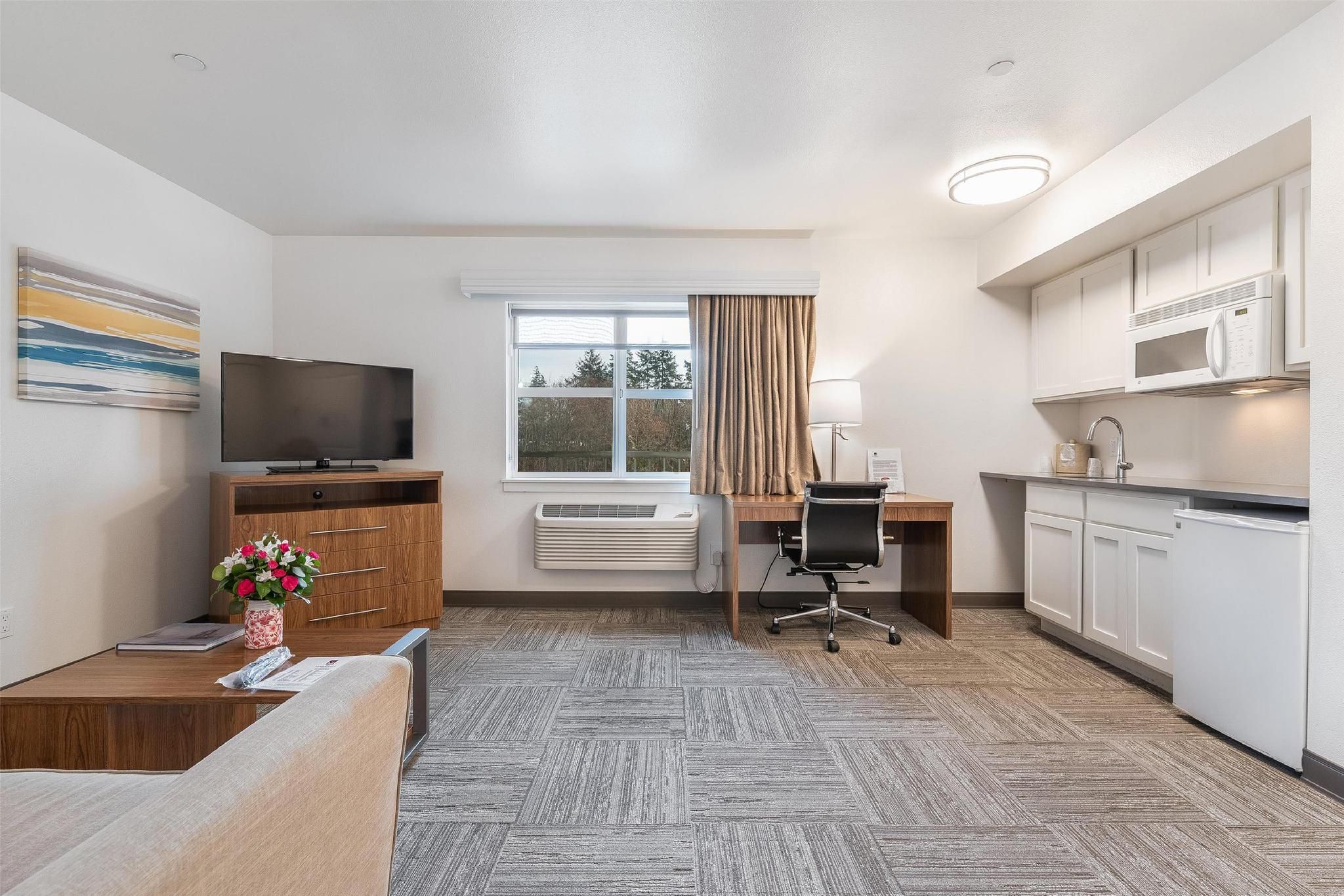 Suite-1 King Bed, Non-Smoking, 2 Rooms, Sofabed, Pet Friendly
