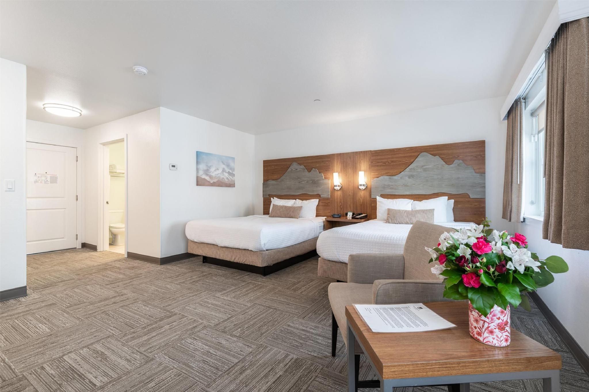 Marshall Suites Bainbridge Island, SureStay Collection by BW 2 Queen Beds, Non-Smoking, Pet Friendly 2