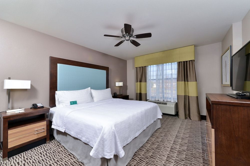Suite, 1 King Bed