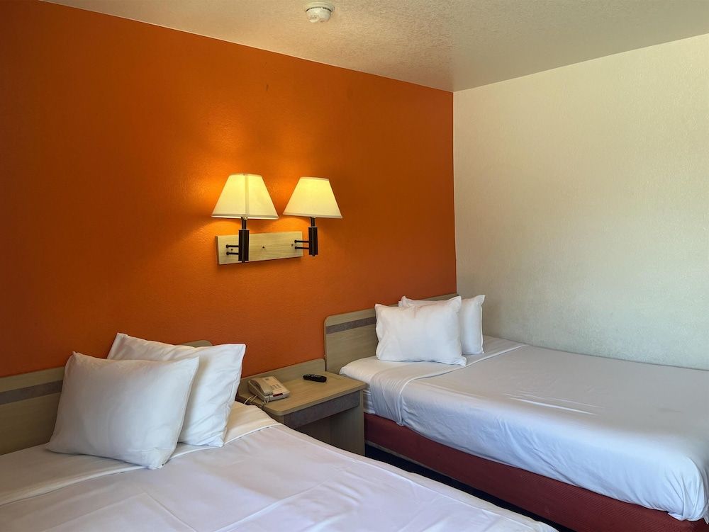 Standard Room, 2 Double Beds, Non Smoking