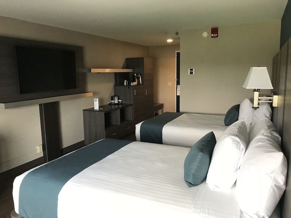 RIT Inn & Conference Center Executive Room, 2 Double Beds 2