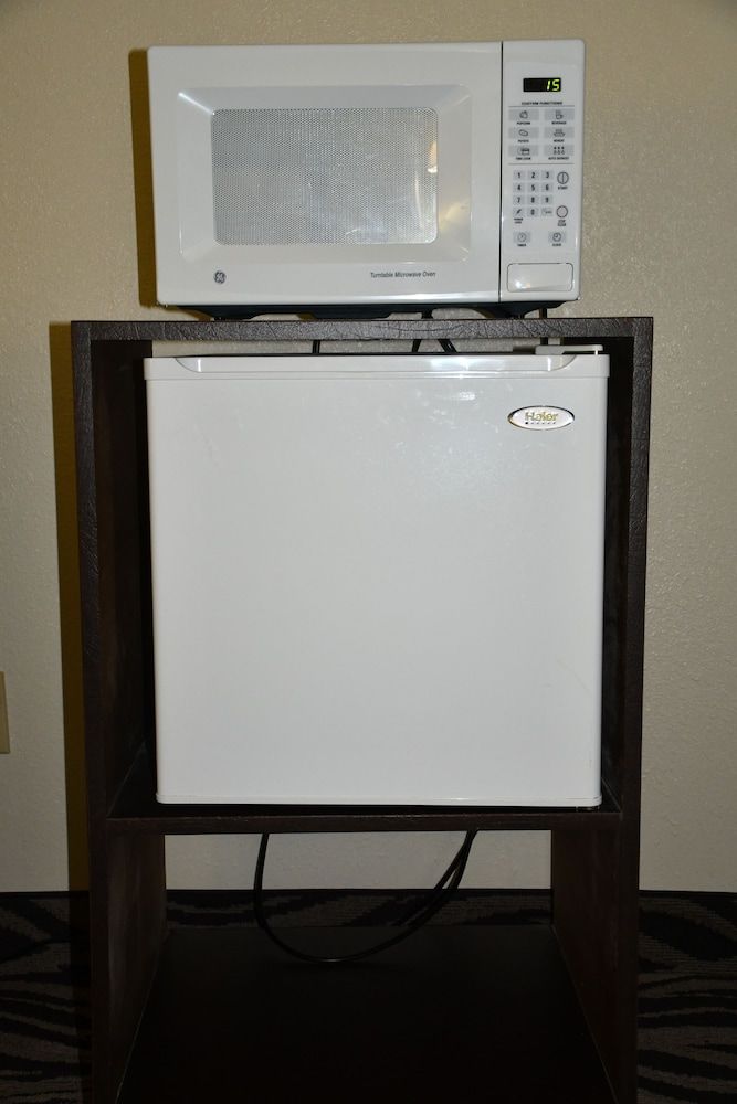 Americas Best Value Inn Bishopville Room, 1 King Bed 5