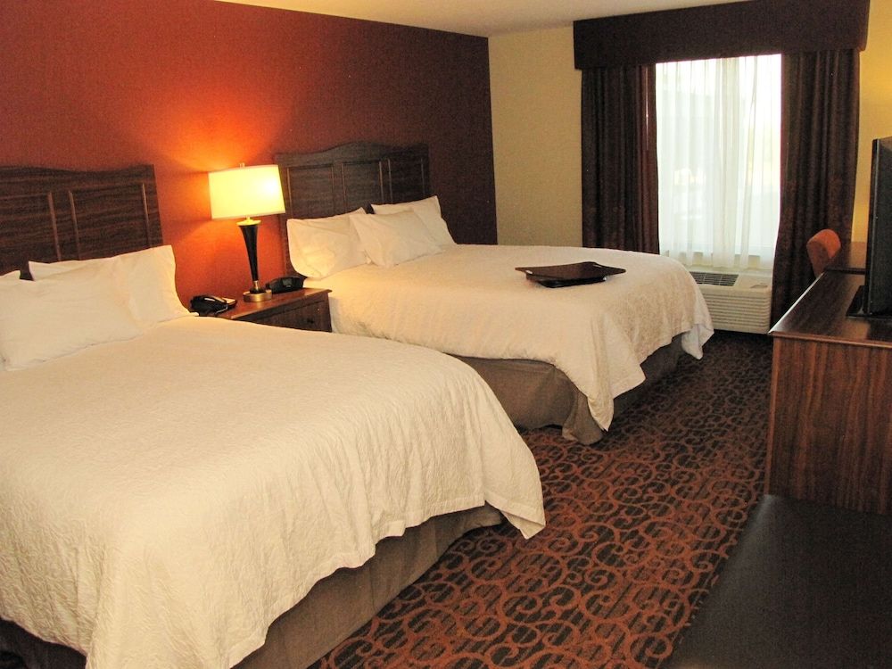 Room, 2 Queen Beds, Accessible, Non Smoking