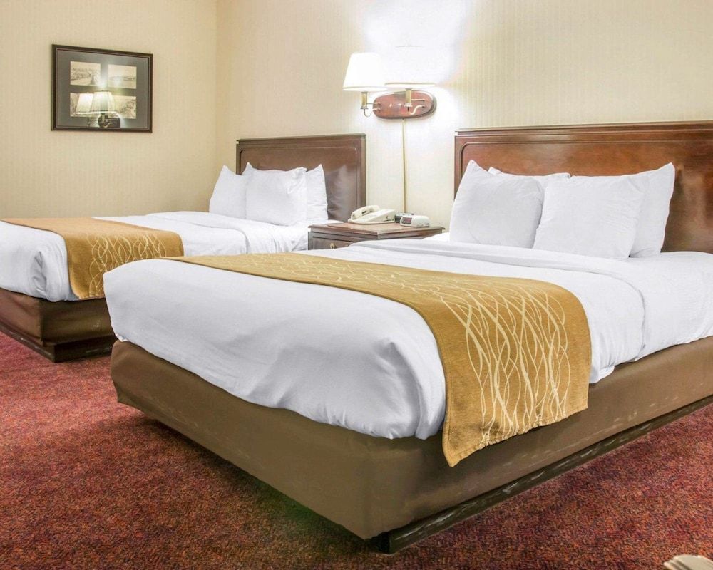 Deluxe Room, 2 Queen Beds, Balcony, Lake View