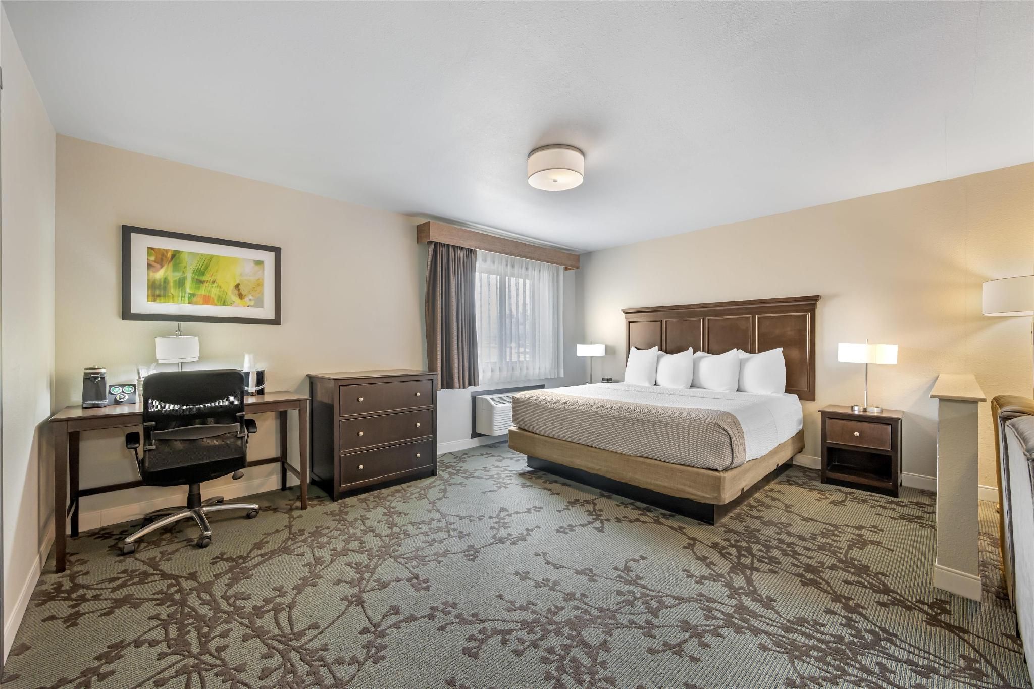 Best Western Black Hills Lodge 1 King Bed, Nonsmoking, Junior Suite, Sofabed