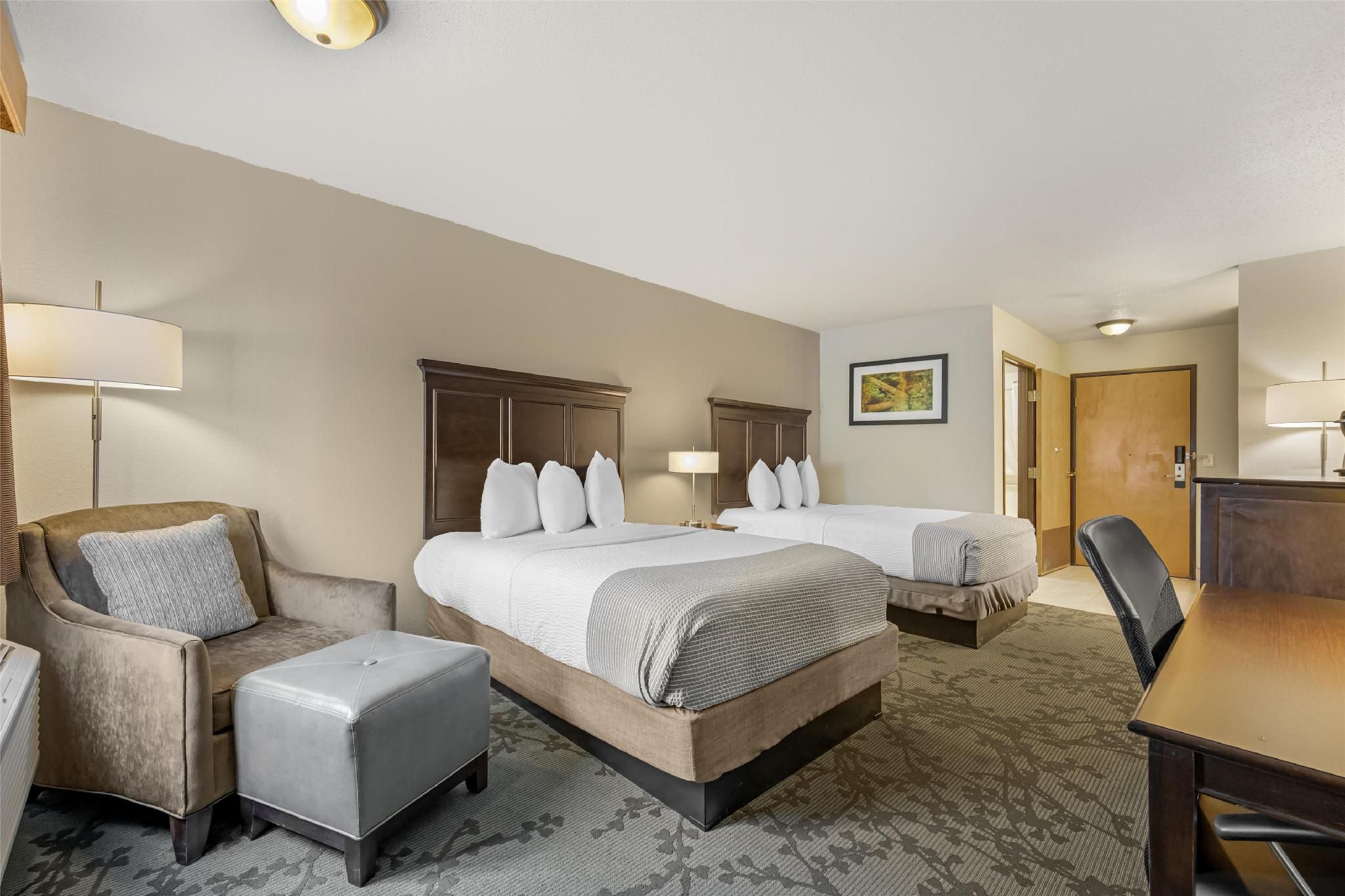 Best Western Black Hills Lodge Accessibility - 2 Double Beds, Bathtub, Nonsmoking 2