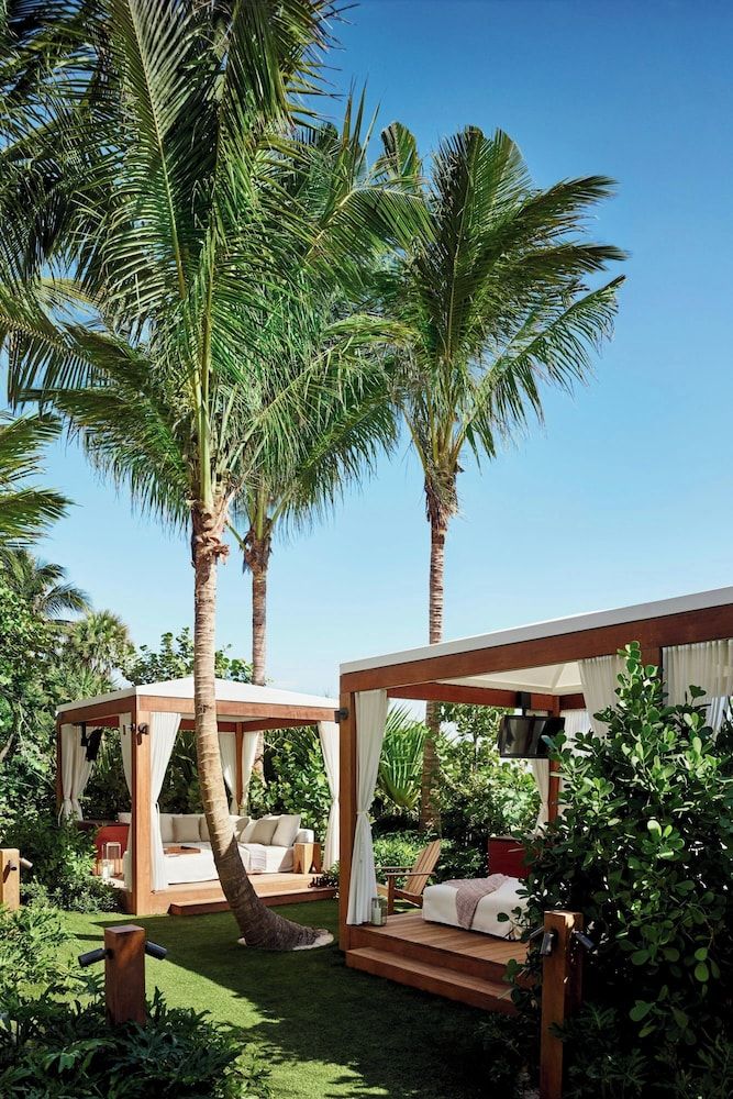 undefined The Miami Beach EDITION 2