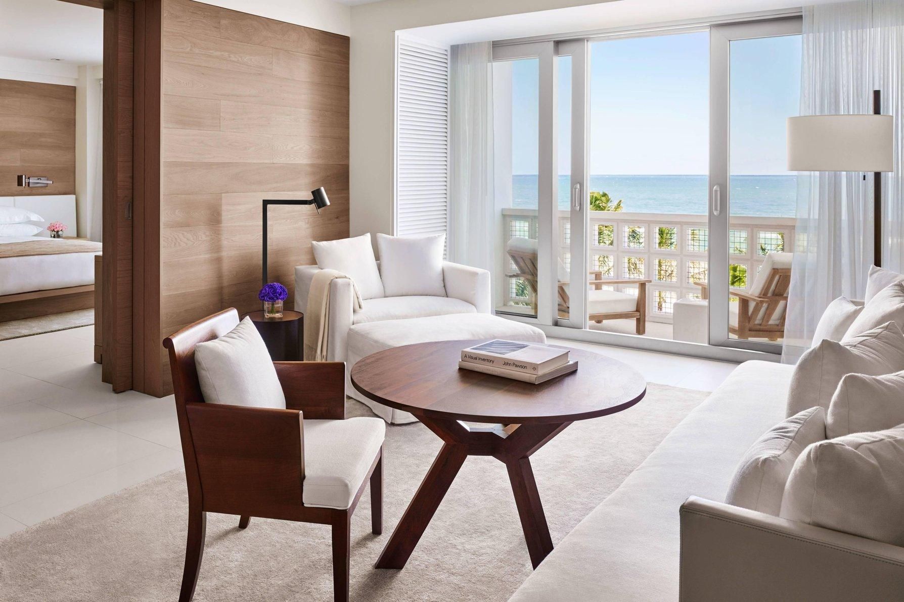 Oceanfront Suite, 1 Bedroom Suite, King, Oceanfront, Balcony