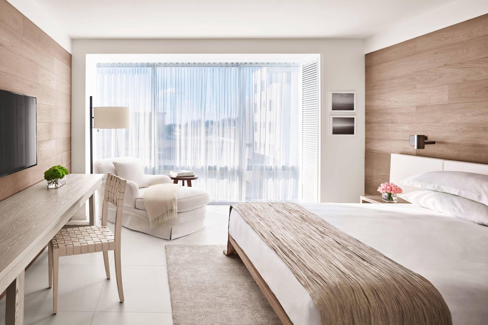 Standard King, Guest room, 1 King, Limited view, Low floor