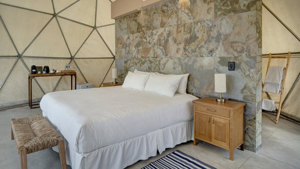 Alpasion Lodge Luxury Tent (Domo Glamping) 3