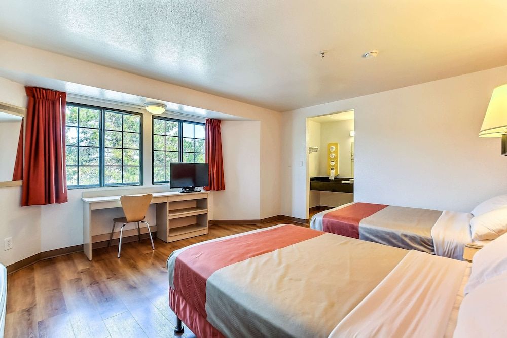 Deluxe Room, 2 Double Beds, Non Smoking, Refrigerator