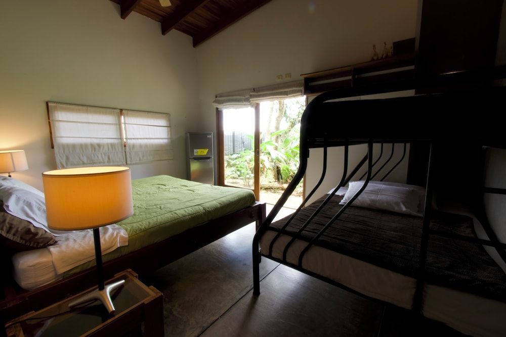 Casa Amanecer Bed & Breakfast Family Room 4