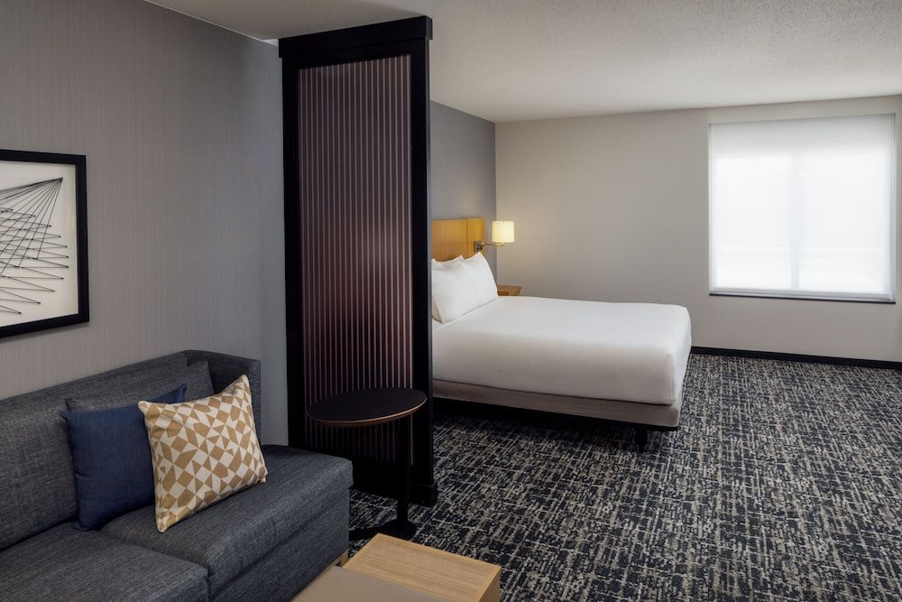 undefined Hyatt Place Chicago Midway Airport 3