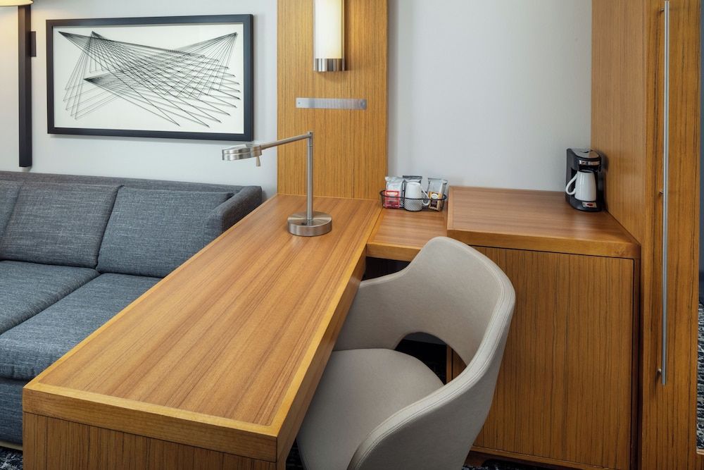 undefined Hyatt Place Chicago Midway Airport 9