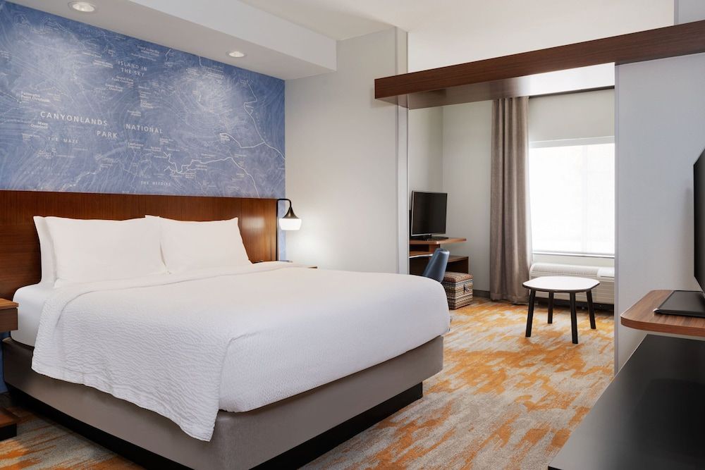 Fairfield Inn & Suites by Marriott Moab Studio, 1 King Bed with Sofa bed 2