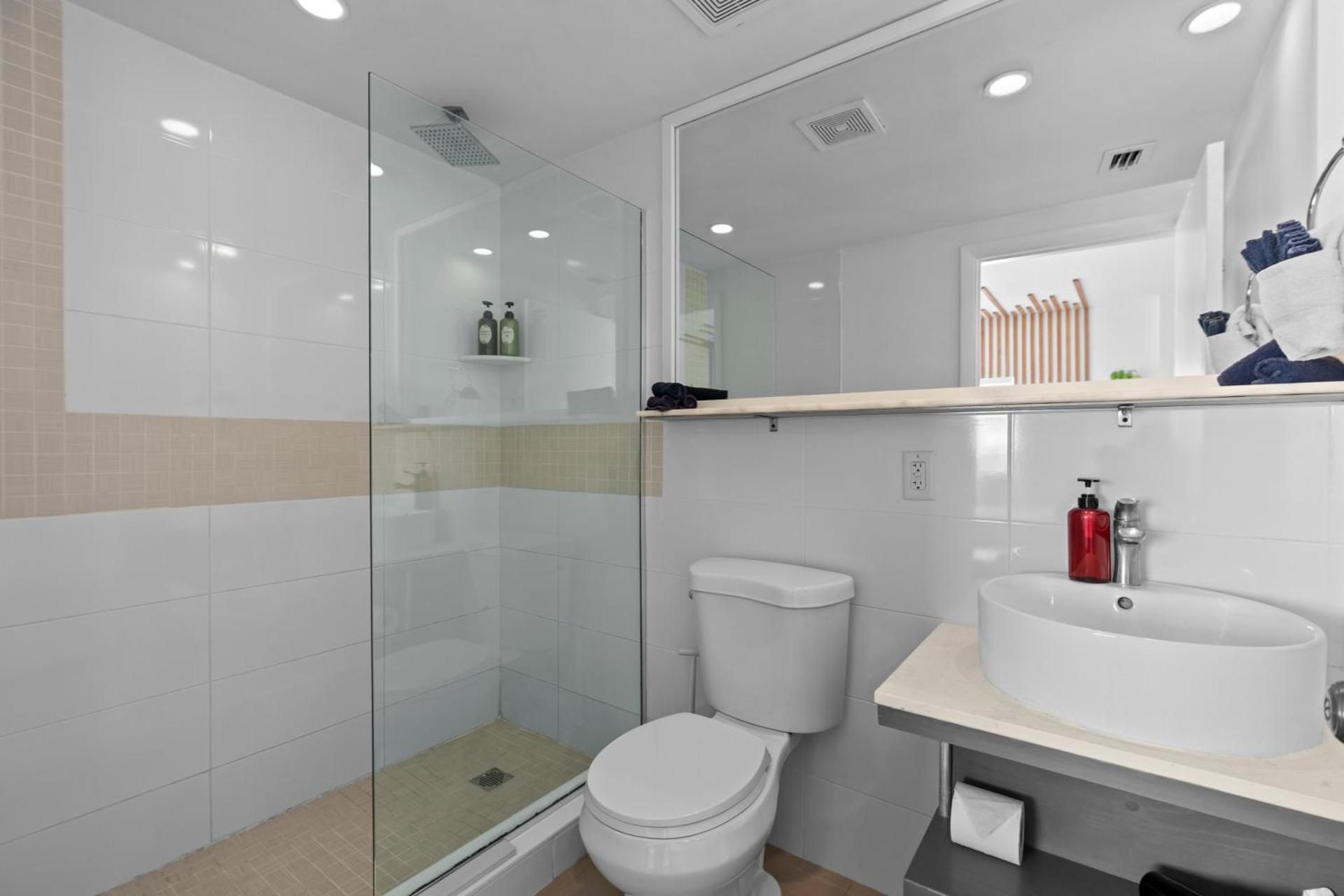 undefined Hotel Belleza 10