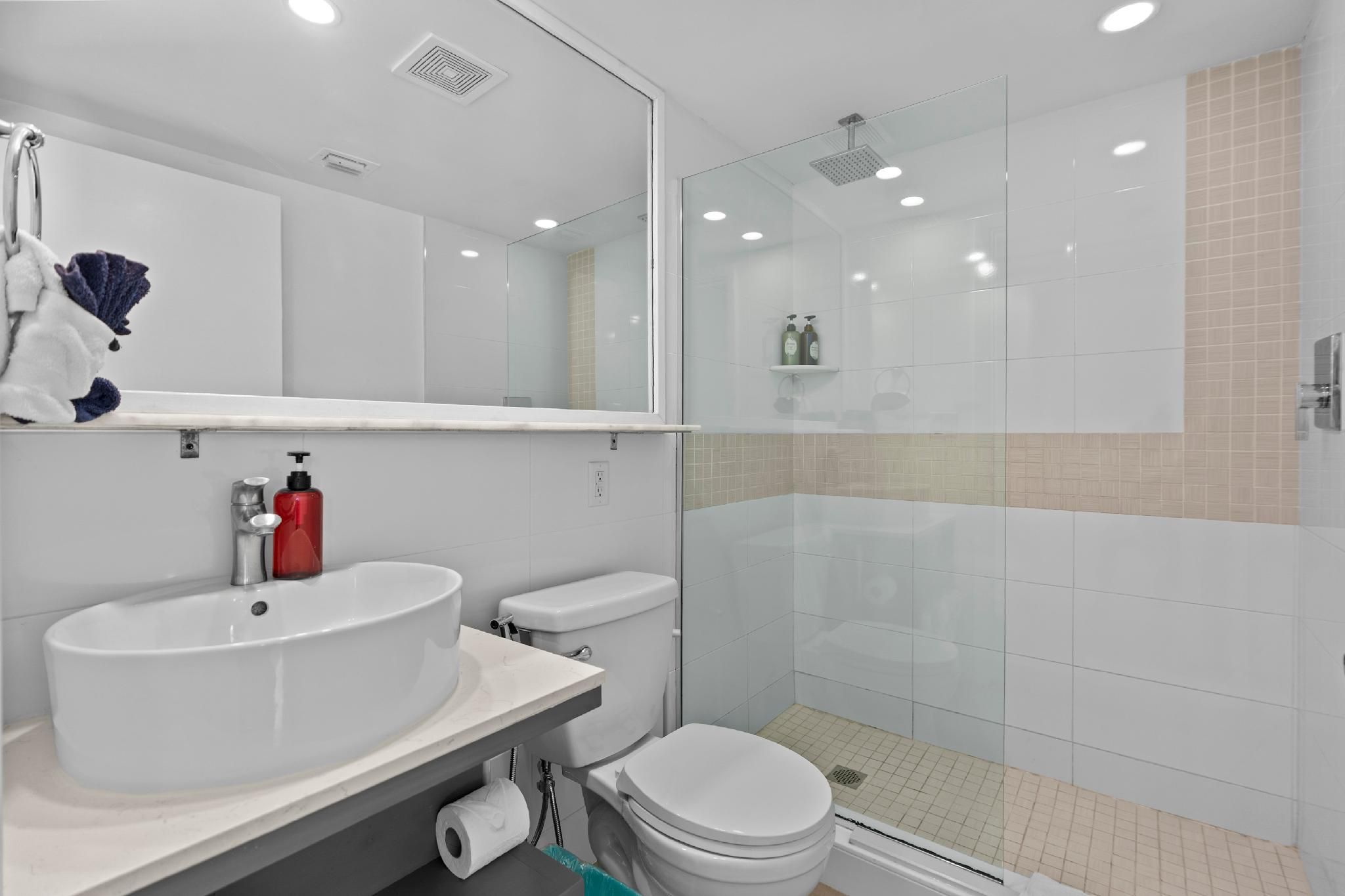 undefined Hotel Belleza 8