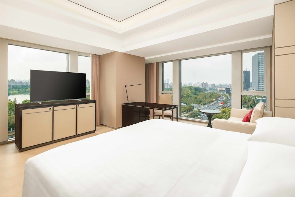 undefined Shanghai Marriott Hotel Parkview 3