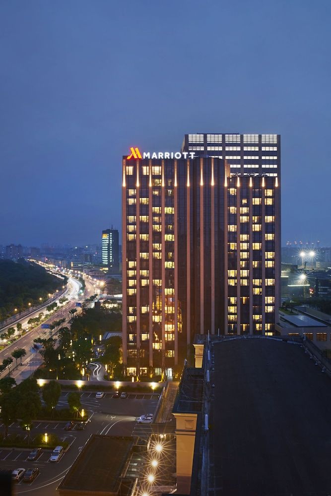 undefined Shanghai Marriott Hotel Parkview 6