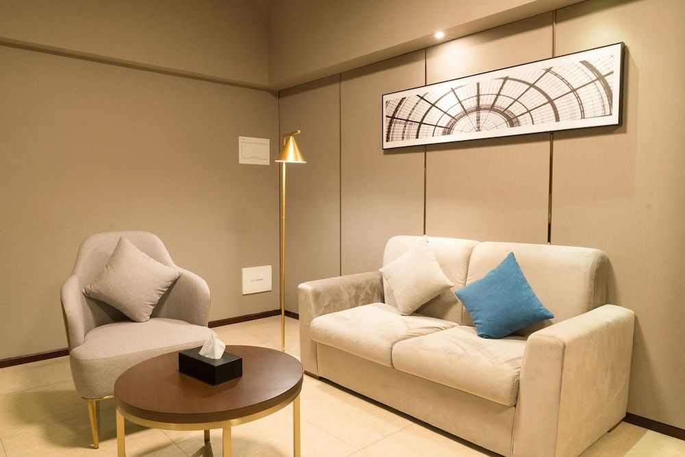 Poltton International Apartment (Foshan Zumiao Lingnan Tiandi Branch) Deluxe Suite, 1 Queen Bed 2