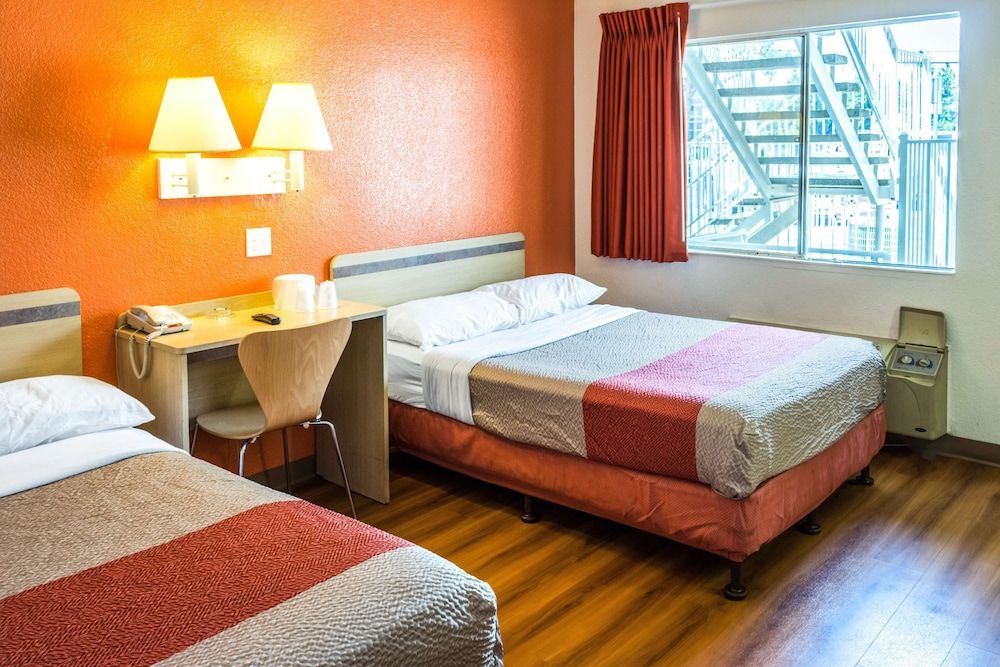 Standard Room, 2 Double Beds, Non Smoking, Refrigerator