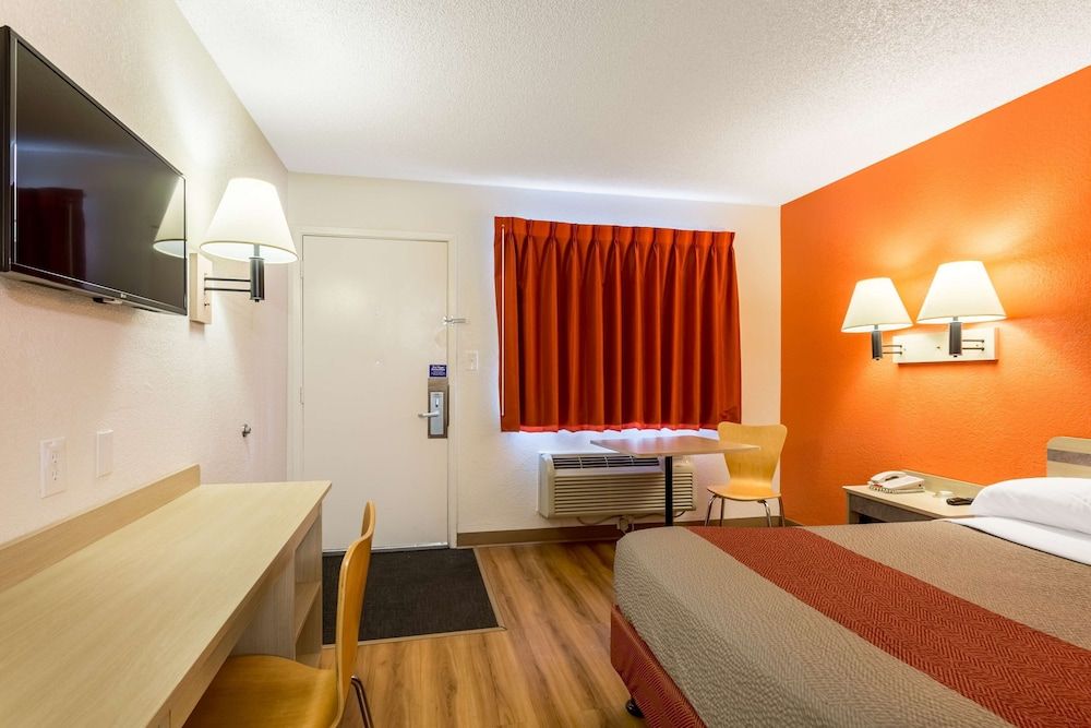 Deluxe Room, 1 Double Bed, Accessible, Non Smoking
