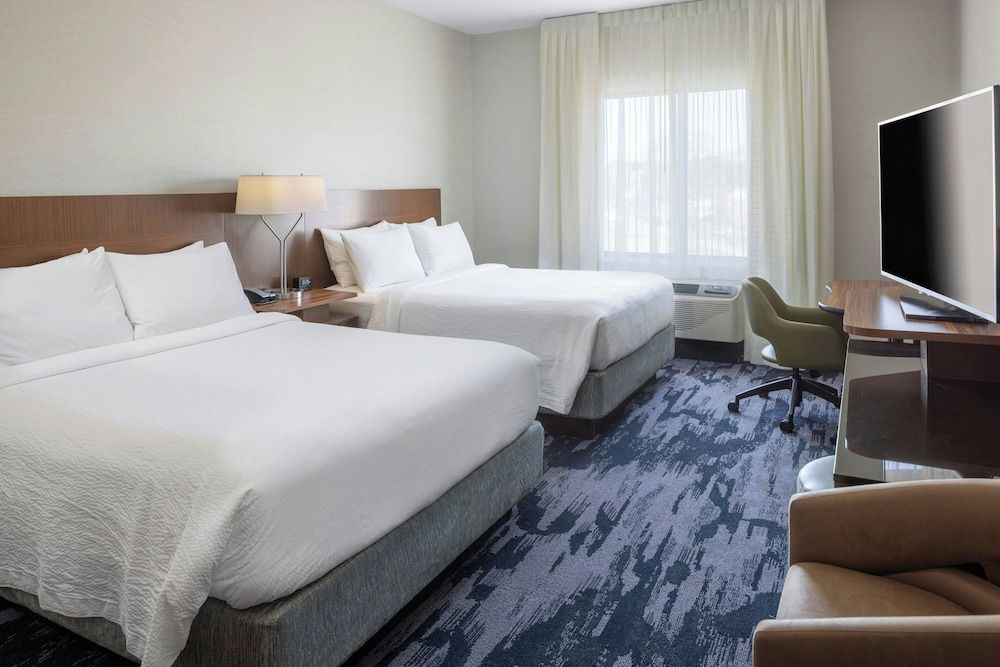 Room, 2 Queen Beds, Non Smoking
