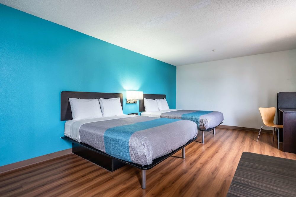 Standard Room, 2 Double Beds, Non Smoking