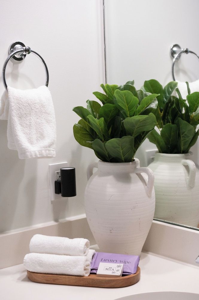 Monte Carlo by Miami Vacations Apartment 1 Bedroom with City View 6