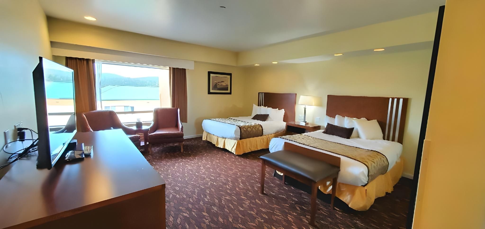 2 Queen Beds, Nonsmoking, City View