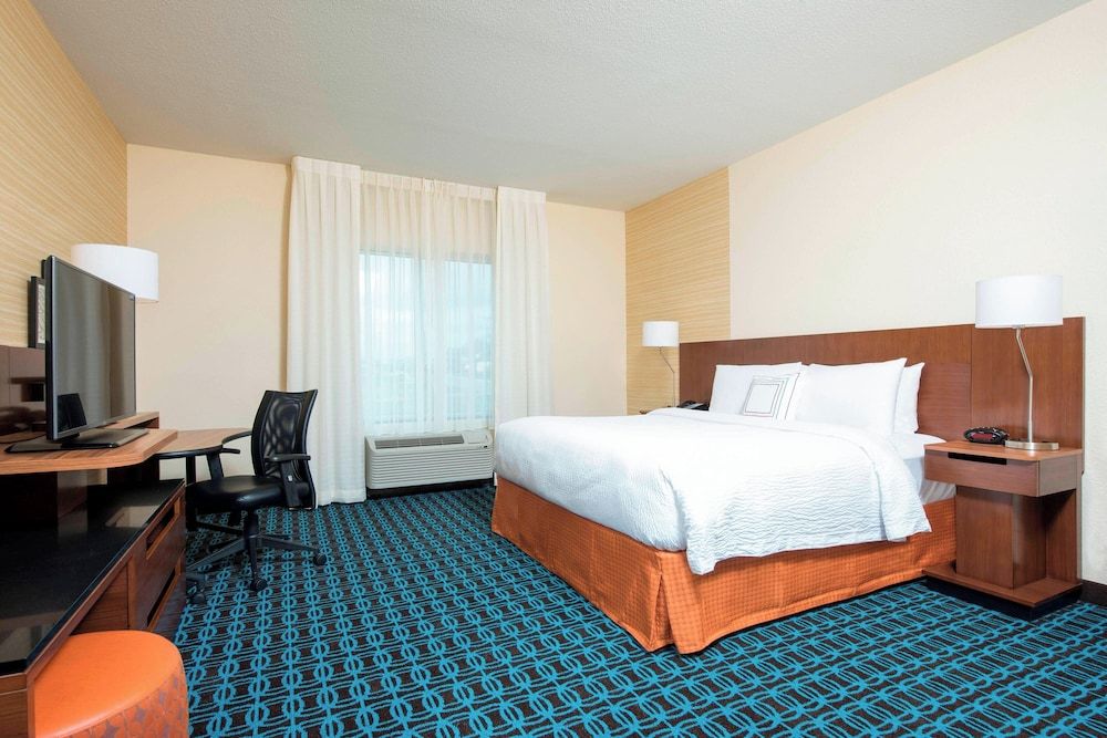 Room, 1 King Bed, Non Smoking