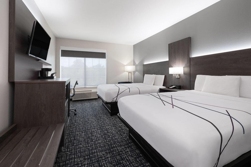 Room, 2 Queen Beds, Non Smoking