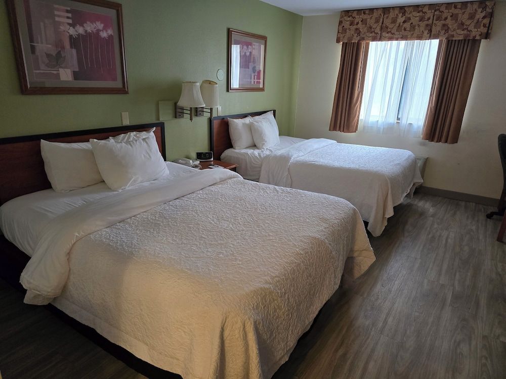 Standard Room, 2 Queen Beds, Non Smoking