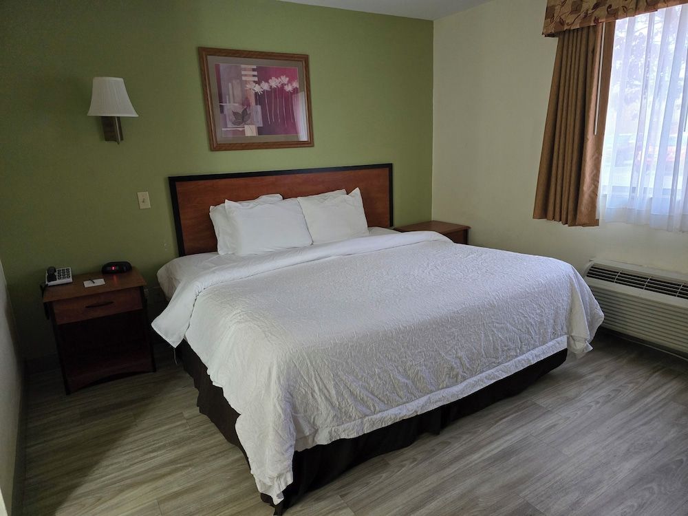 Standard Room, 1 King Bed, Non Smoking