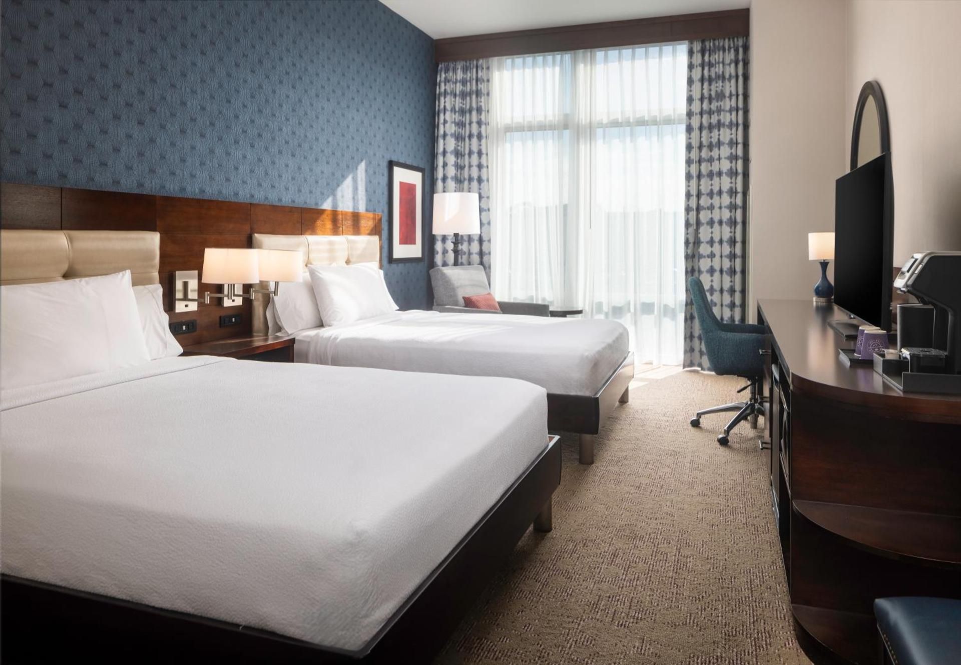 2 Queen Beds Hearing Accessible