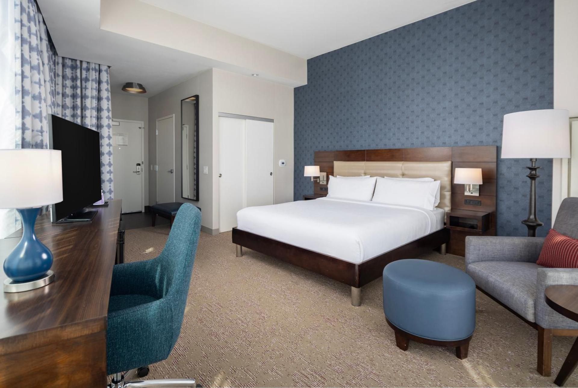 1 KING BED CITY VIEW HIGH FLOOR