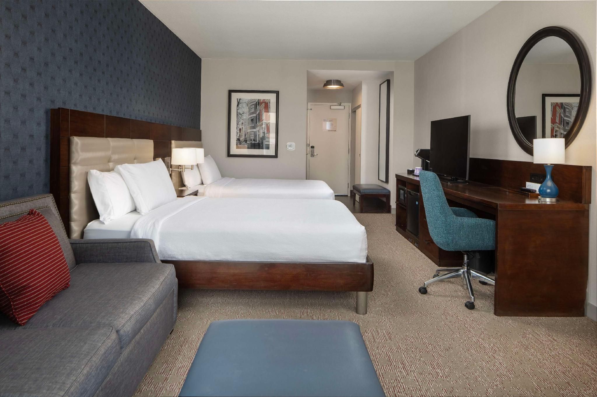 2 Qns Deluxe Room W/sofabed Hearing Accessible