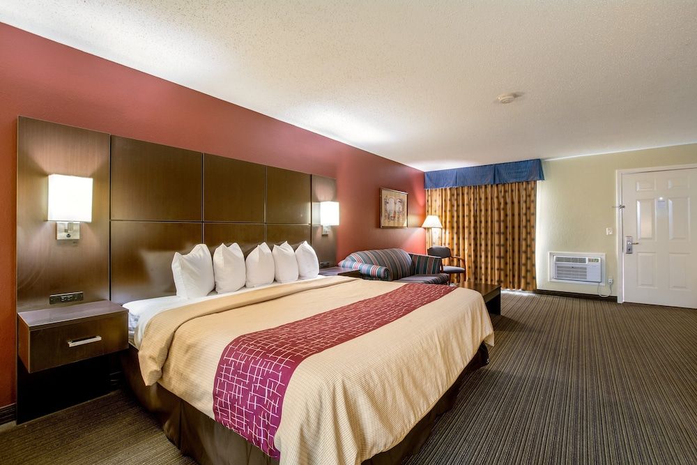 Red Roof Inn Vincennes