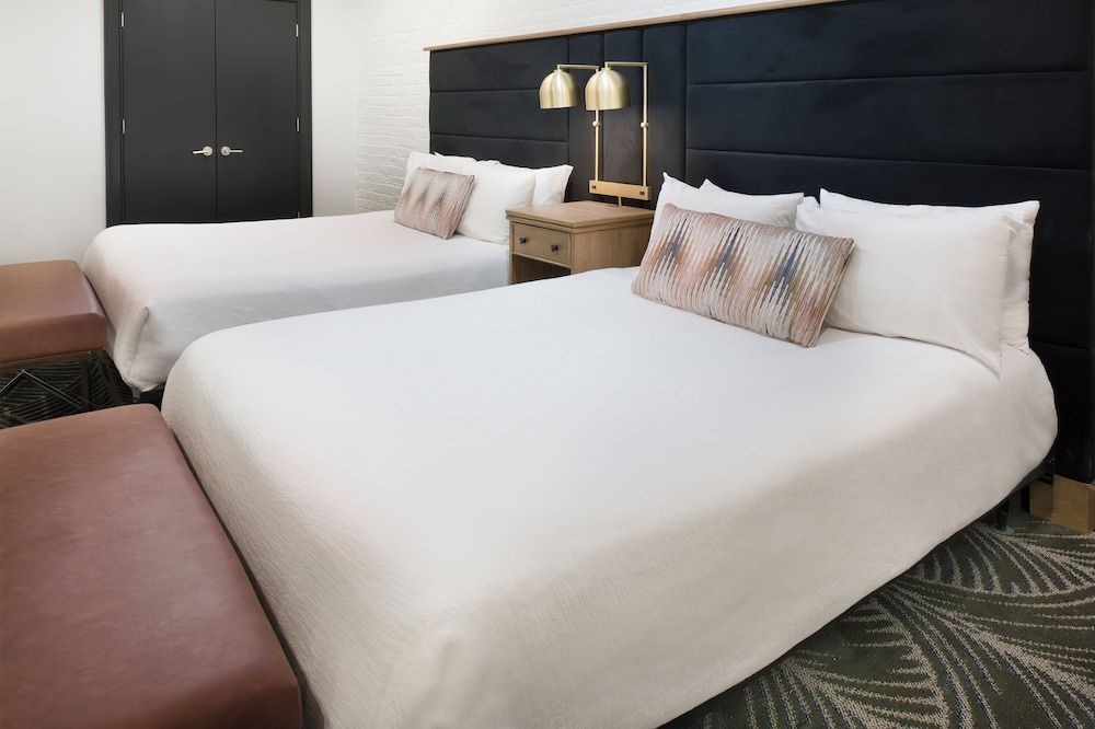 Luxury Double Room, 2 Queen Beds (ADA)